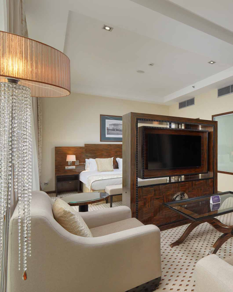 Романтические выходные в Клубном корпусе